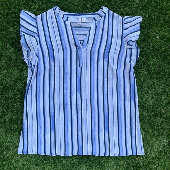 ELLE short sleeve blouse with blue vertical stripe - Picture 2 of 5